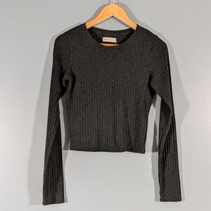 ❤️ Abercrombie & Fitch NY Cropped Black Crewneck Lightweight Long Sleeve Sweater